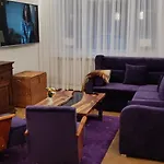 Apartament W Modernistycznej Kamienicy W Gdyni